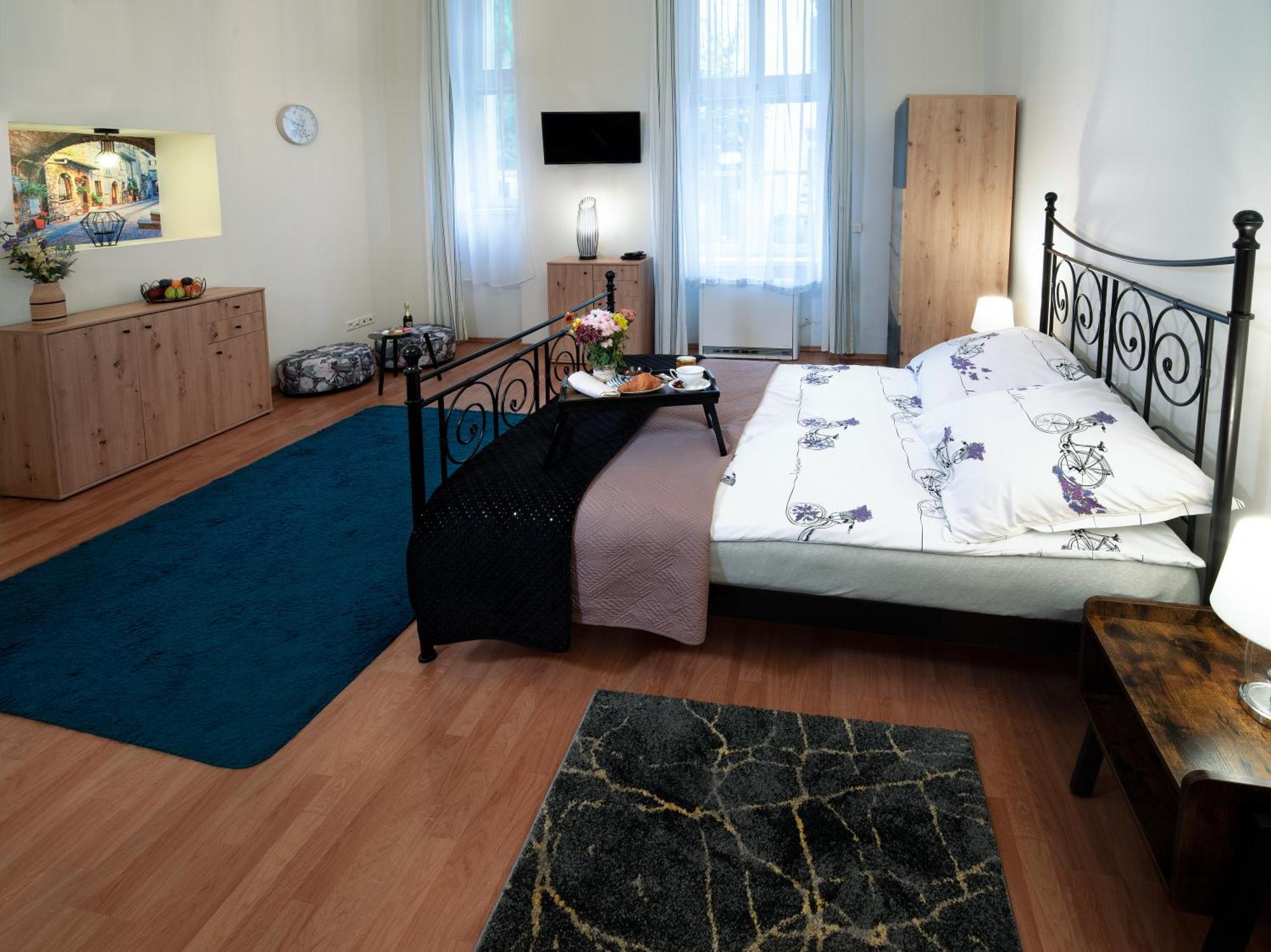 Appartamento Czar Prowansji - Comfy & Quiet Near Rynek&Train Station Netflix Cracovia Esterno foto